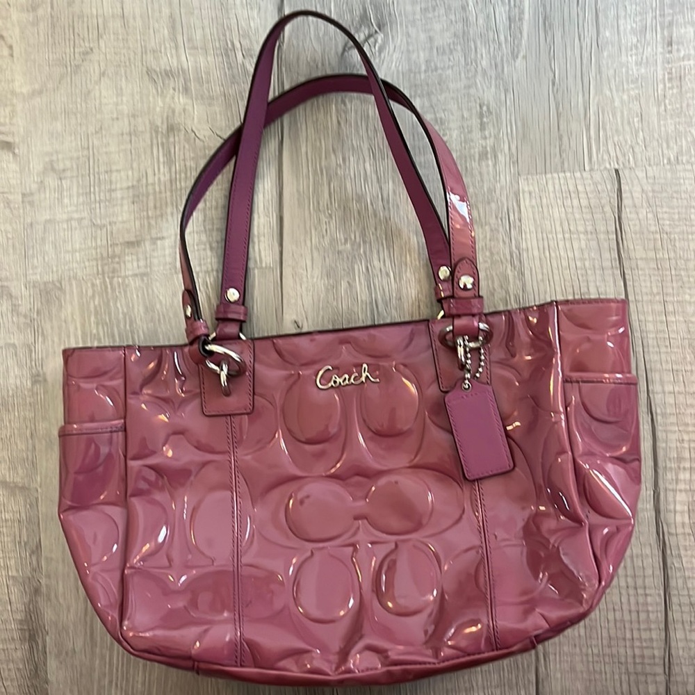 Coach embossed patten leather shoulder bag